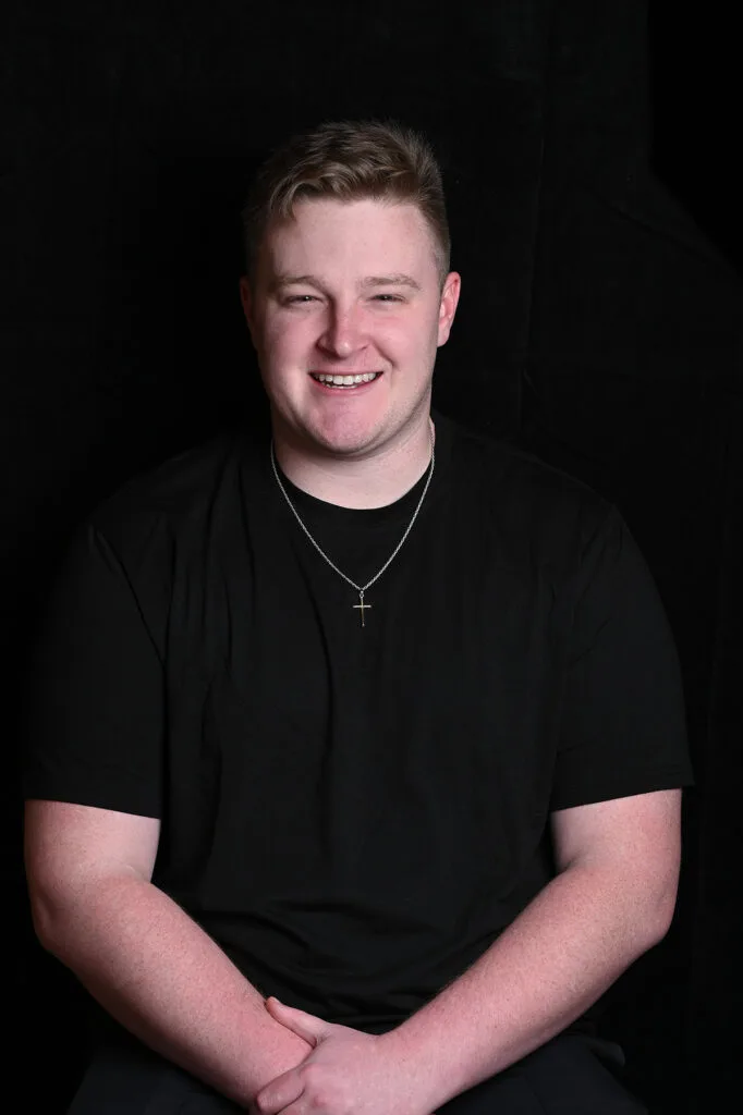 Portrait of Hewitt, Lab Technician and Designer at Samuel F. Jirik DDS